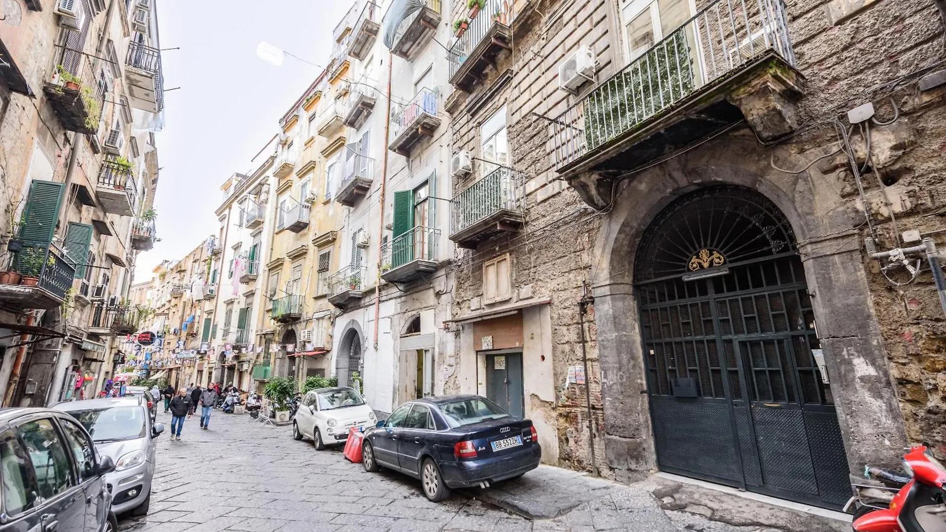 Random Holidays Napoli Italy