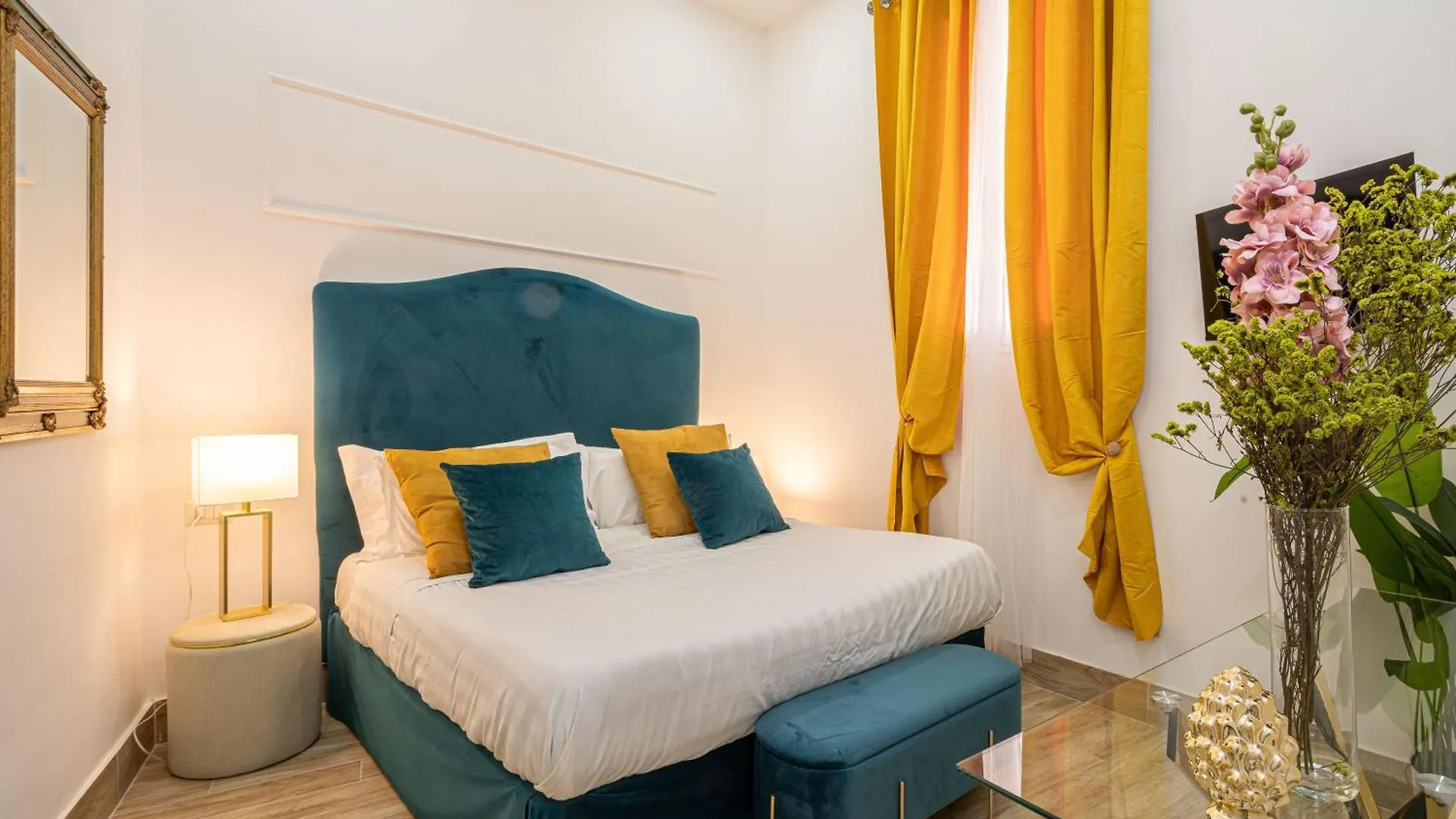 Holiday home Random Holidays Napoli Italy